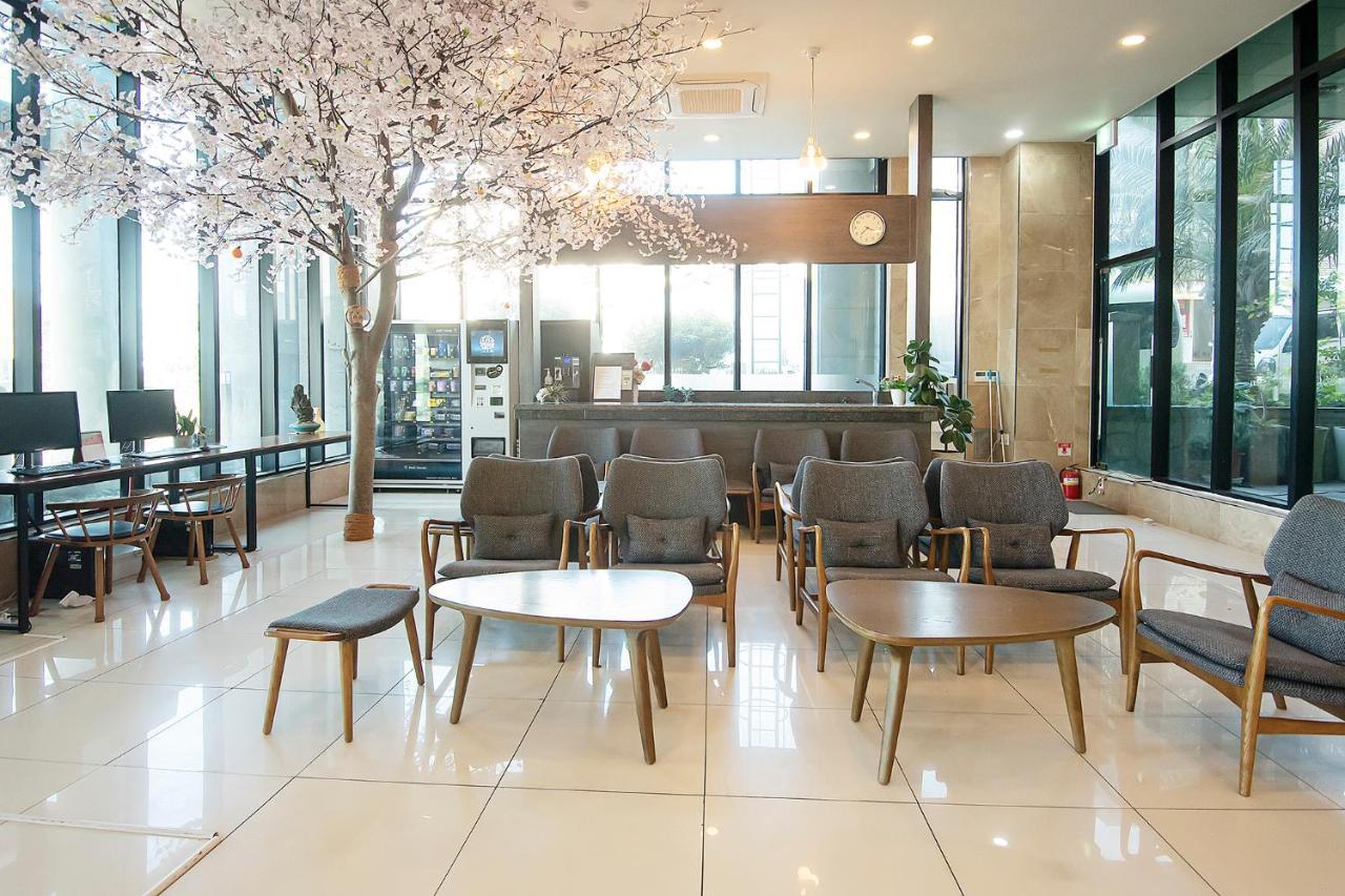 Sims Hotel Чеджудо Экстерьер фото