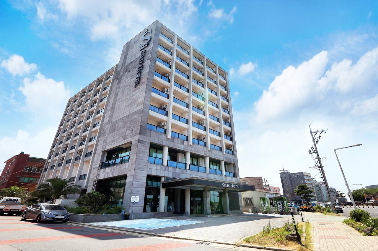 Sims Hotel Чеджудо Экстерьер фото
